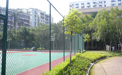 操場圍網(wǎng)